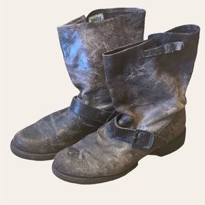 Frye “Veronica Shortie”  size 9.5 B-Medium Chocolate Vintage Leather